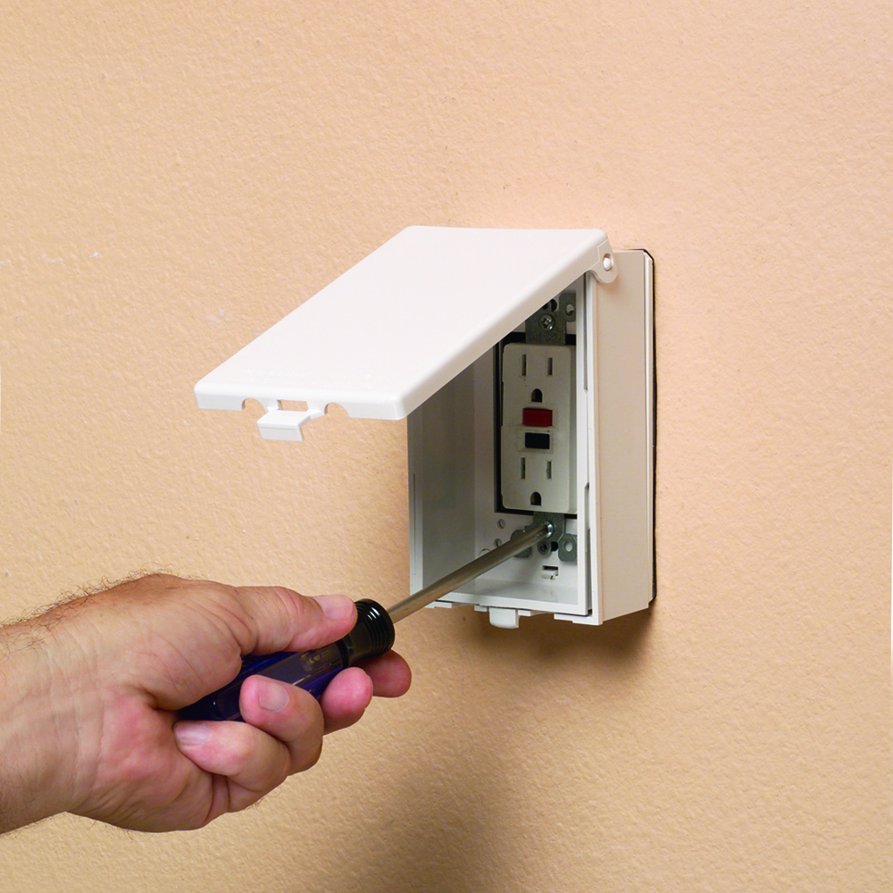 1 Gang Low Profile, IN and OUT cover for new and existing construction. Weatherproof in-use. Meets extra-duty code requirements when cord is plugged in. UV rated plastic. Vertical. Color - White, Paintable